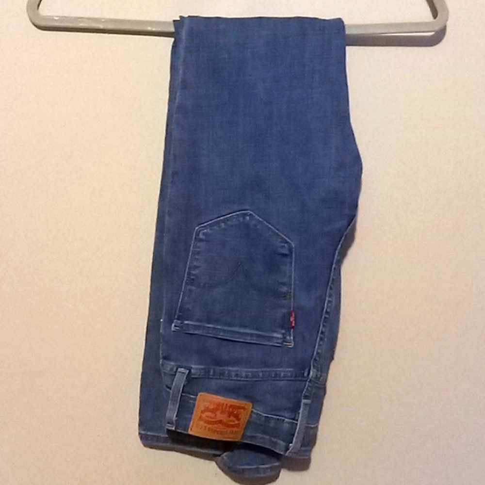 Levi's 721 High Rise Skinny Jeans